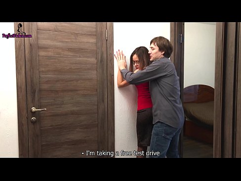 ❤️ Sexy Realtor sensually jerks his pussy and fucks while selling his apartment - Krempai